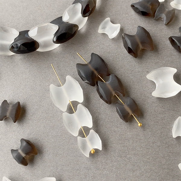 Smoky quartz crystal frosted (butterfly) S, M, L size hole diameter approx. 0.7mm 2 pieces