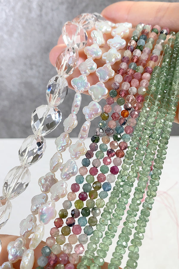 【天然石】 トルマリン (ラウンドカット) マルチカラー ミックス 大きさ 約4~4.2mm 穴径 約0.5~0.6mm