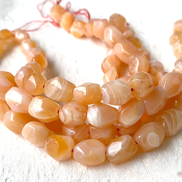 Botswana Agate (Tumble Cut) Orange Size approx. 9-10 x 8-9mm 5 pieces