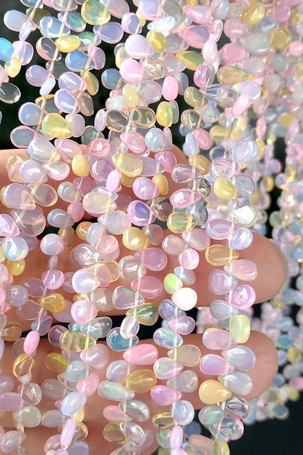 プレシャスオパール (フラットドロッププレーン) ピンク マルチカラー 大きさ 約4~5×6~7mm 穴径 約0.3~0.4mm