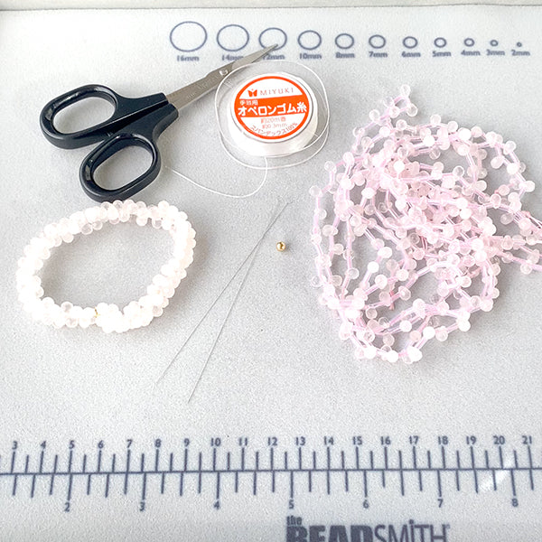 ローズクオーツ (ドロップカット) 大きさ 約4~4.2×5.5~6mm 穴径 約0.5~0.6mm