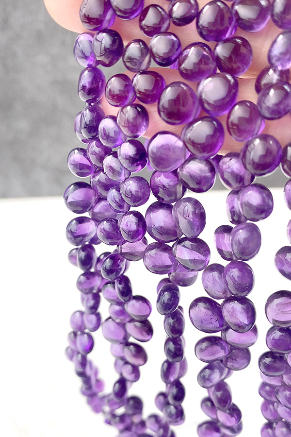 Amethyst (flat maroon plain) Size: approx. 5-9 x 5.5-8.5 mm Hole diameter: approx. 0.4-0.5 mm