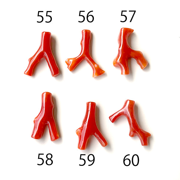 Blood red coral Red coral (branch) 37-64 Size: approx. 18.5-24.5 x 9-13 mm Hole diameter: approx. 0.8 mm 1 piece
