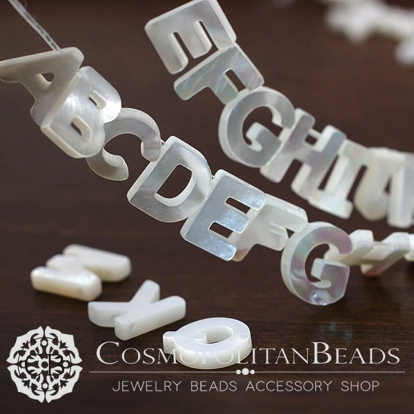 Shell Seashell Mother of Pearl (Alphabet Initial) N~Z Size Average Approx. 8×9mm Thickness Approx. 2.5mm Hole Diameter Approx. 0.7~0.8mm 1 piece