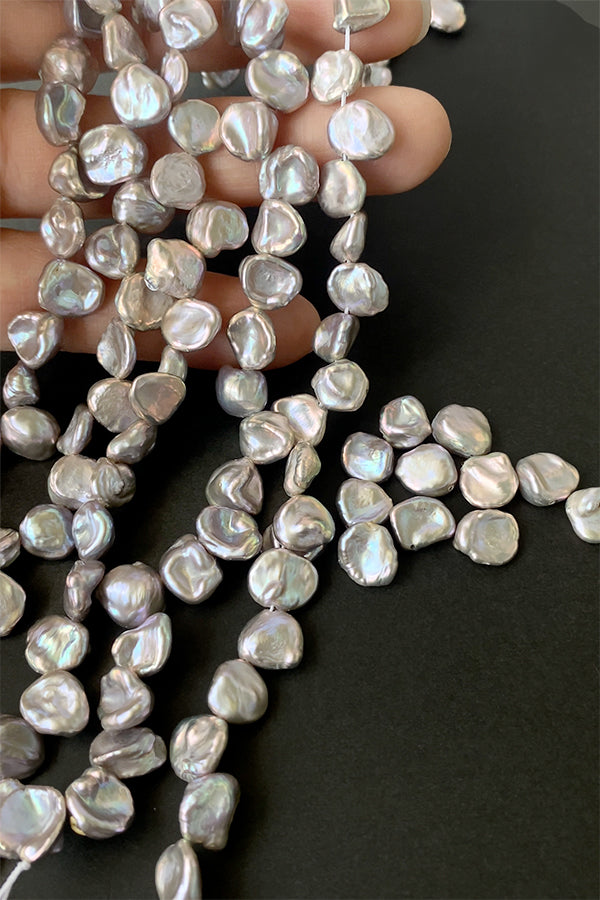 【淡水パール】 (チップ ケシ 花びら) グレー 大きさ 約8~9×9~10mm 穴径 約0.4~0.5mm