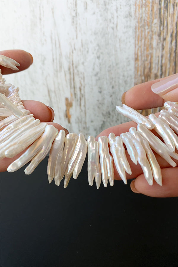 淡水パール (スティック ビワ 枝) 大きさ 約5~8×20~35mm 穴径 約0.4~0.5mm 5個