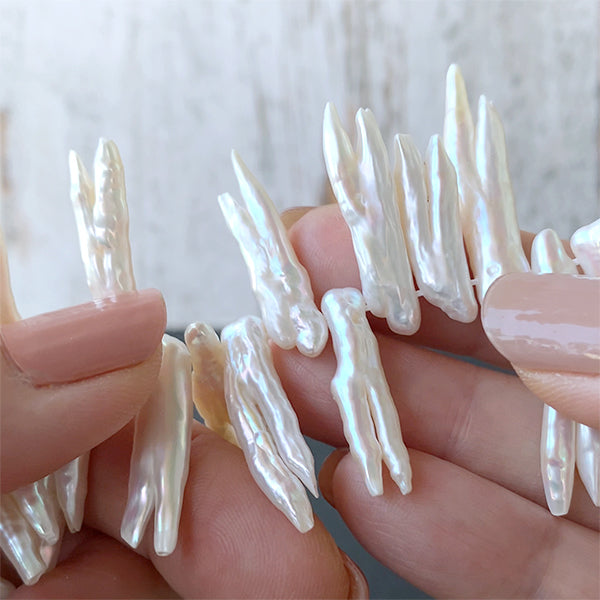 淡水パール (スティック ビワ 枝) 大きさ 約5~8×20~35mm 穴径 約0.4~0.5mm 5個