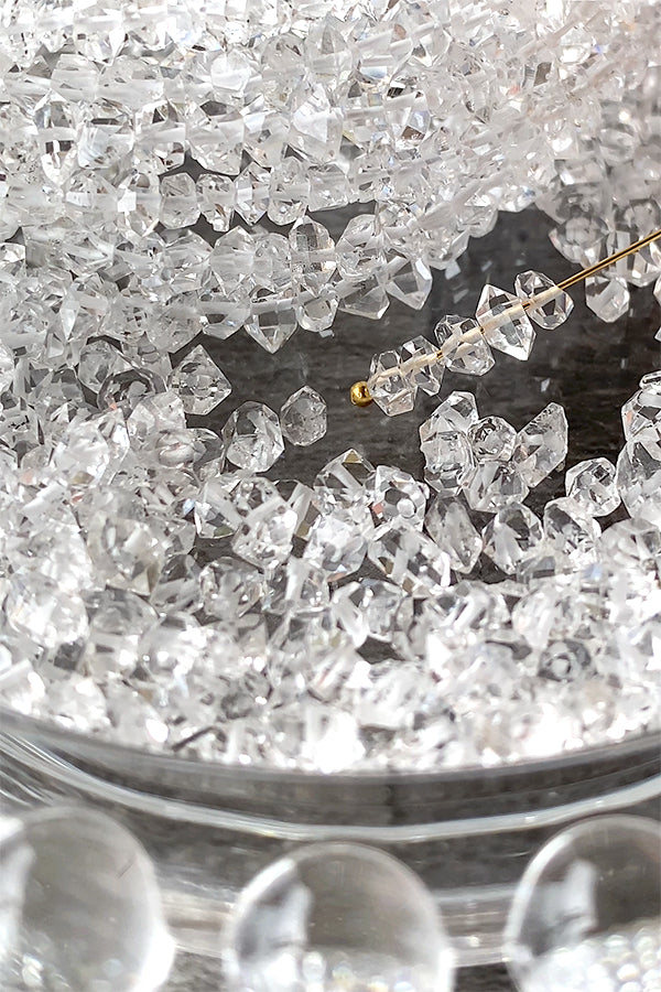 Afghanistan Crystal Herkimer Diamond (Chip) Size Approx. 1.5-2.5 x 3-4mm Hole Diameter Approx. 0.4-0.5mm