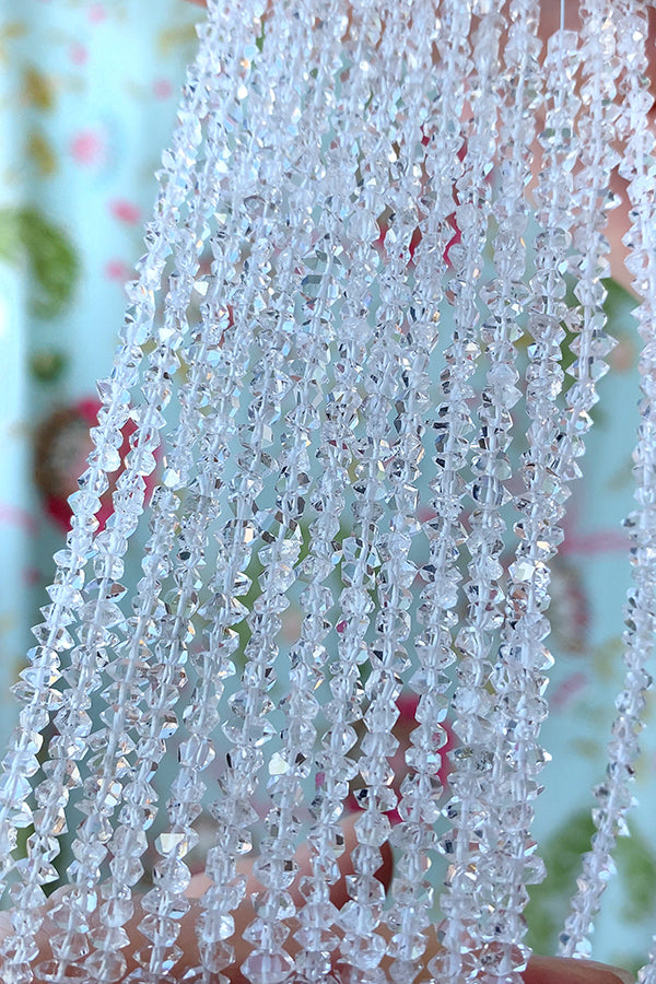 【天然石】 アフガニスタンクリスタル ハーキマーダイヤモンド (ラフカット タンブルカット) 大きさ 約2~3.5×4~7mm 穴径 約0.4~0.5mm