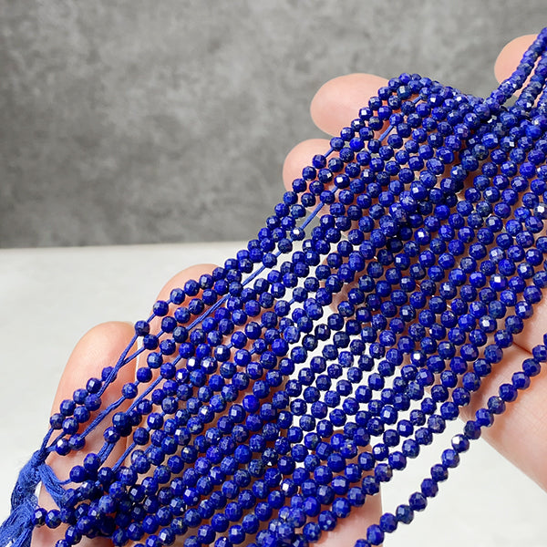[Natural Stone] Lapis Lazuli (Button Cut) Size: Approx. 3mm Hole Diameter: Approx. 0.4-0.5mm