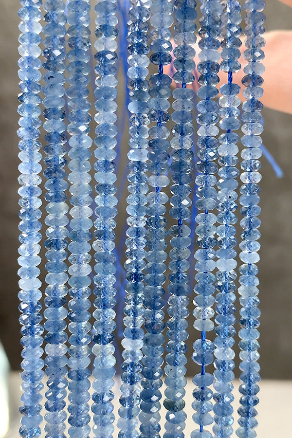 【Natural Stone】 Aquamarine (button cut) Size: approx. 2 x 3.8 mm Hole diameter: approx. 0.4-0.5 mm