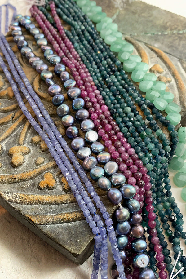 【天然石】 トルマリン （ラウンドカット） ブルー グリーン 大きさ　約4mm 穴径　約0.5～0.6mm