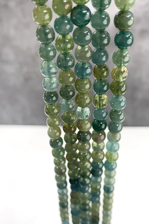 [Natural Stone] Green Blue Apatite (Round Plain) Size: Approx. 6mm Hole diameter: Approx. 0.7mm