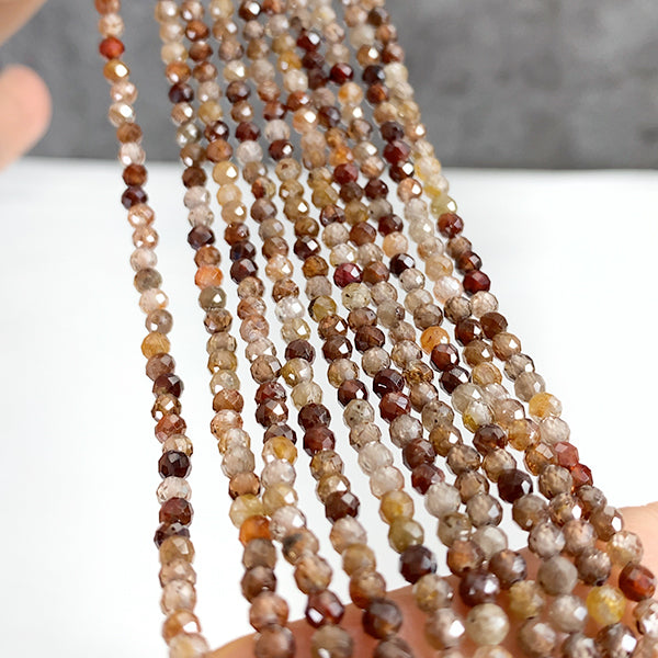 【天然石】 ジルコン ブラウン系 マルチカラー　ミックス （ラウンドカット） 大きさ　約3.5mm 穴径　約0.5～0.6mm