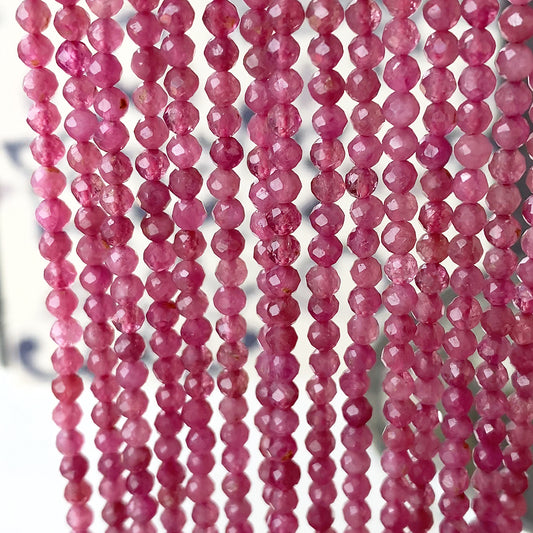 【天然石】 ピンクトルマリン （ラウンドカット） 大きさ 約3～3.3mm 穴径　約0.4～0.5mm