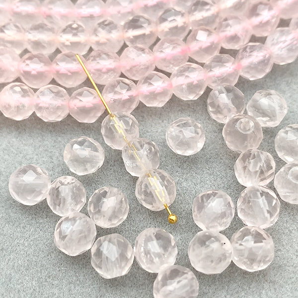 【天然石】 ローズクォーツ （ラウンドカット） 大きさ　約6mm 穴径　約0.4～0.5mm