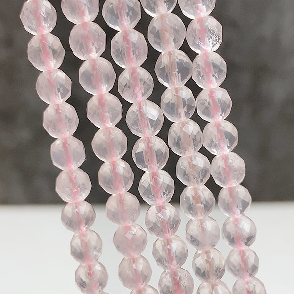 【天然石】 ローズクォーツ （ラウンドカット） 大きさ　約6mm 穴径　約0.4～0.5mm