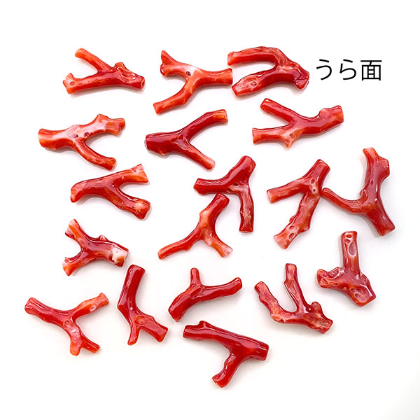 Blood red coral Red coral (branch) 1-18 Size: approx. 15-22 x 14-17 mm Hole diameter: approx. 0.8 mm 1 piece