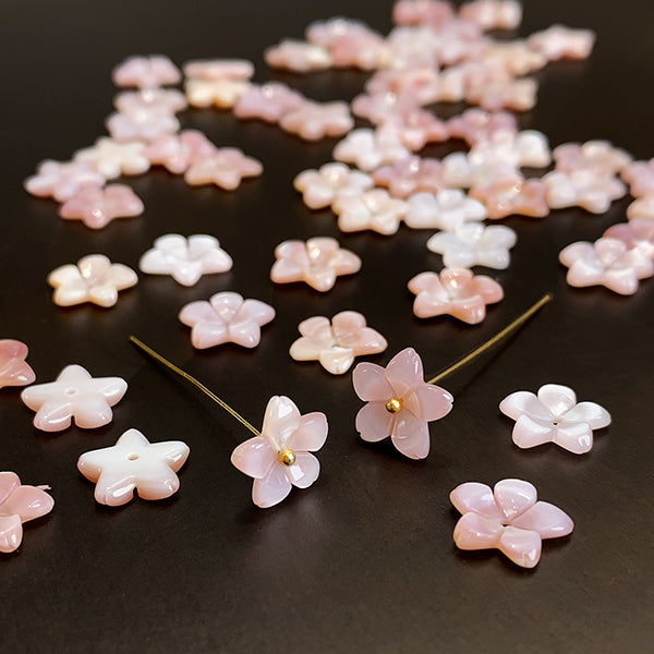 [Shell] Pink Shell (Cherry Blossom) Size: Approx. 9mm Hole Diameter: Approx. 0.8mm 