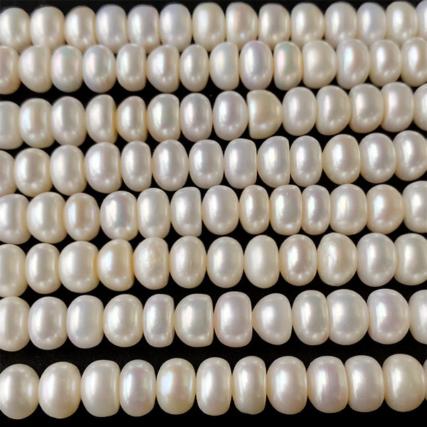 Freshwater pearl (button) Size: approx. 3-5 x 6.3-6.5mm Hole diameter: approx. 0.4-0.5mm 