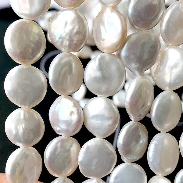 Freshwater pearl (coin disc) Size: approx. 11-12mm Hole diameter: approx. 0.4-0.5mm