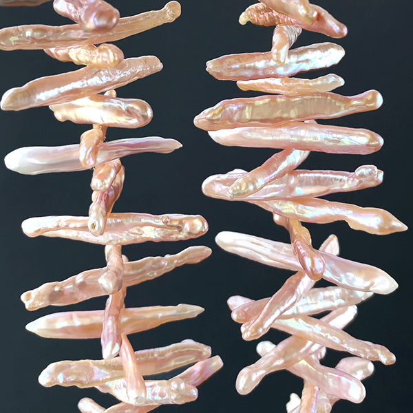 Freshwater pearl (stick loquat branch) Size: Approx. 4.5-5.5 x 28-38mm Color: Natural pink 