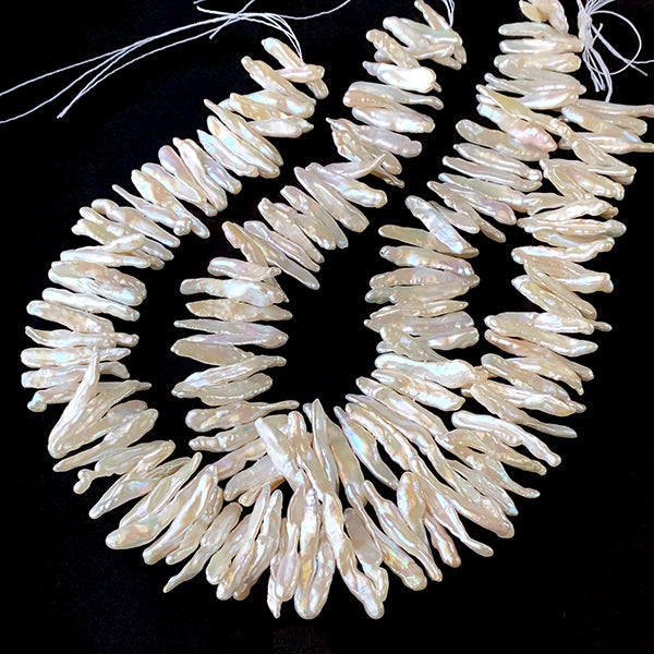 【淡水パール】 （スティック　ビワ　枝） 大きさ　約5～5.5×25～30mm 穴径　約0.4～0.5mm