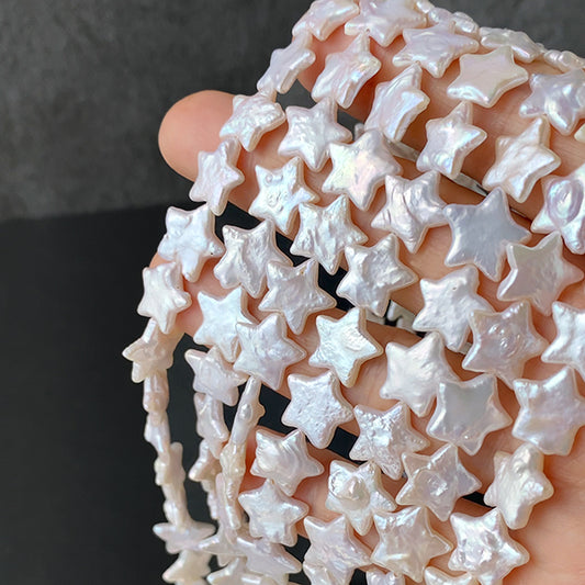 【淡水パール】 （星　スター） 大きさ　約12mm 穴径　約0.4～0.5mm