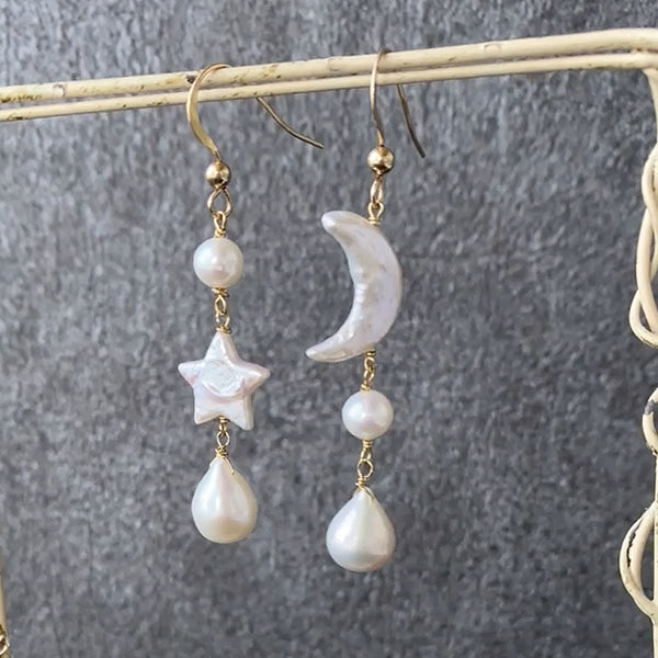 Freshwater Pearl (Moon Crescent Moon) Vertical Hole Type Size: Approx. 6-7 x 16-17mm Hole Diameter: Approx. 0.4-0.5mm