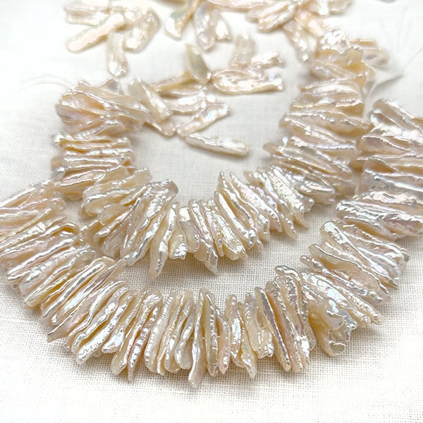 Freshwater Pearl (Loquat Stick) Size: Approx. 2-2.5 x 20-30mm Hole Diameter: Approx. 0.4-0.5mm