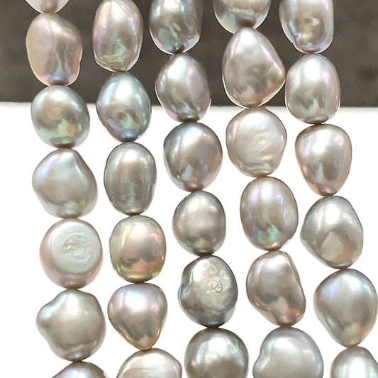 【淡水パール】 （バロック） グレー 大きさ　約9～11×8.5～11mm 穴径　約0.4～0.5mm 1連　約35cm　34～35個