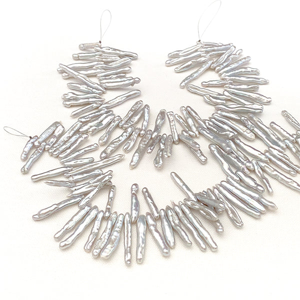 【淡水パール】 （スティック　ビワ　枝） グレー 大きさ　約3.5～4.5×15～30mm 穴径　約0.4～0.5mm