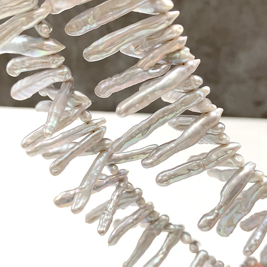 【淡水パール】 （スティック　ビワ　枝） グレー 大きさ　約3.5～4.5×15～30mm 穴径　約0.4～0.5mm