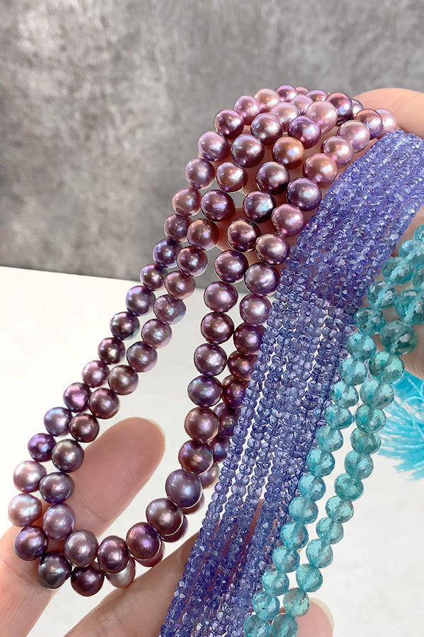 【淡水パール】 （ポテト） パープル 大きさ　約7.5～8×7.5～8.5mm 穴径　約0.4～0.5mm 1連　約36cm　50個