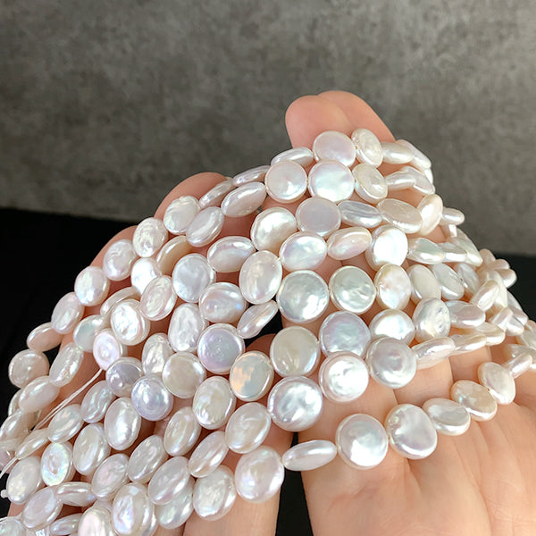 【淡水パール】 （コイン　ディスク） 大きさ　約9.5～10×9～9.5mm 穴径　約0.4～0.5mm