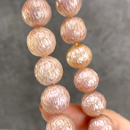 【淡水パール】 （ラウンドカット） ナチュラルピンク 大きさ　約12.5～14mm 穴径　約0.5～0.6mm 1連　約40cm　30個