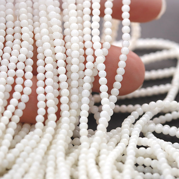 [Other Natural Materials] White Coral (Round Plain) Size: Approx. 2-2.5mm, Hole Diameter: Approx. 0.4-0.5mm, Approx. 185 pieces, Approx. 40cm