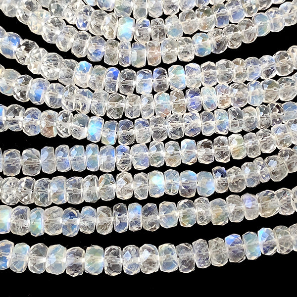 [Natural Stone] Rainbow Moonstone (Button Cut) Size: Approx. 2-4 x 3.5-6mm Hole diameter: Approx. 0.4mm